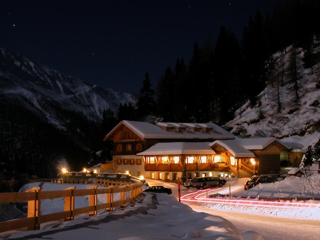 Alpengasthof Lucknerhaus Hotell Kals-am Großglockner Eksteriør bilde